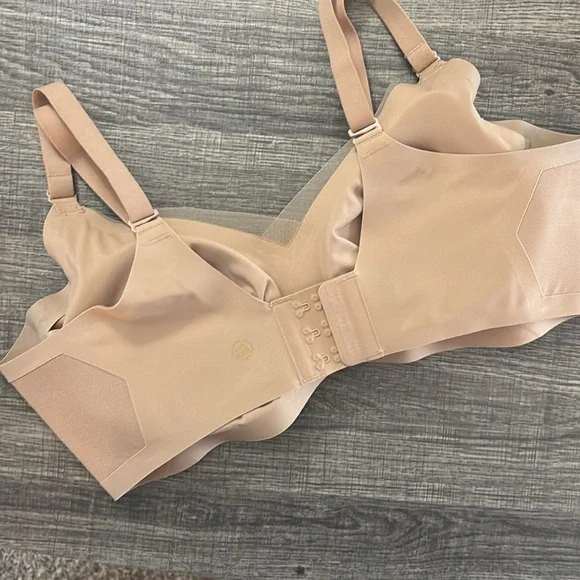 Honeylove Crossover Bra Size 38B/C - Picture 2 of 4